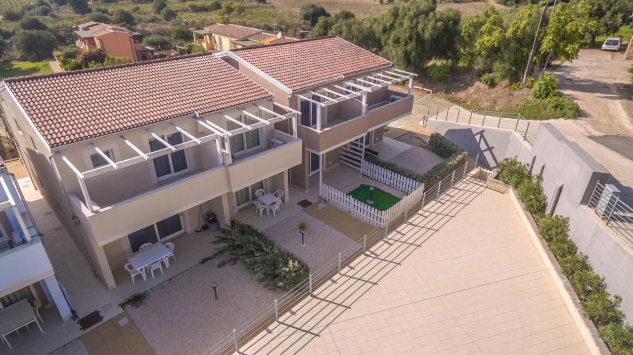 Villetta Federico Climatizzata Con Giardino Privato Viddalba Экстерьер фото