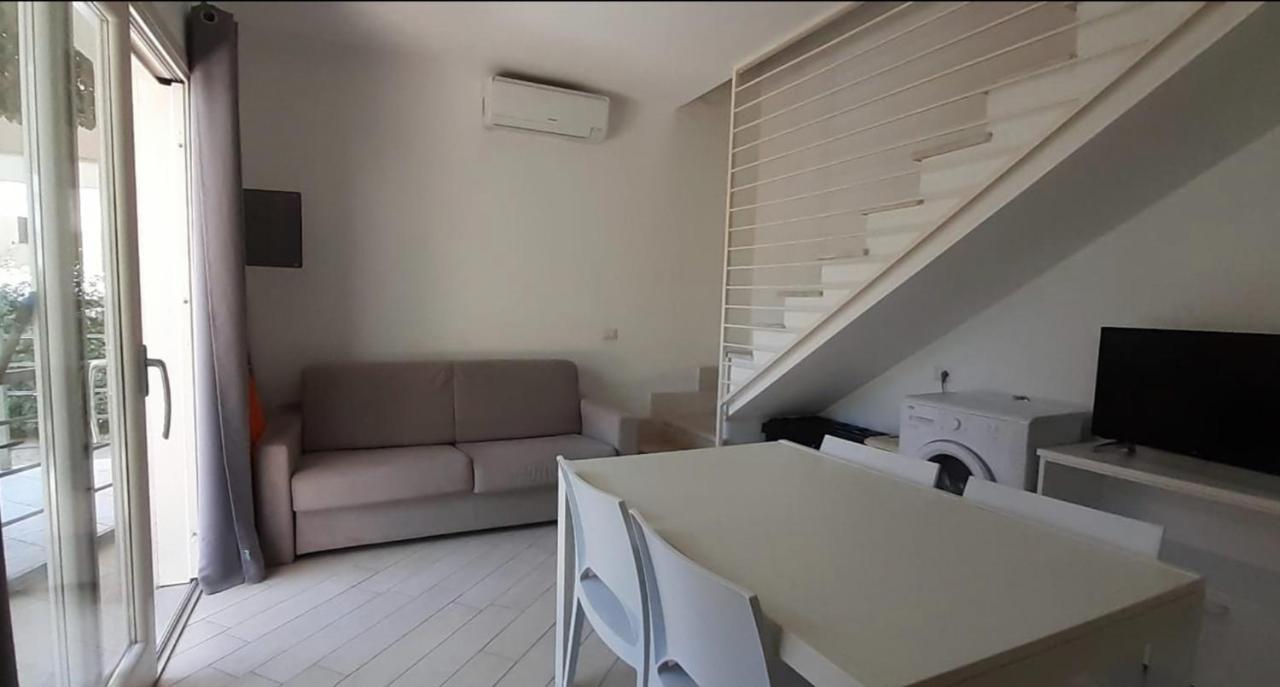Villetta Federico Climatizzata Con Giardino Privato Viddalba Экстерьер фото